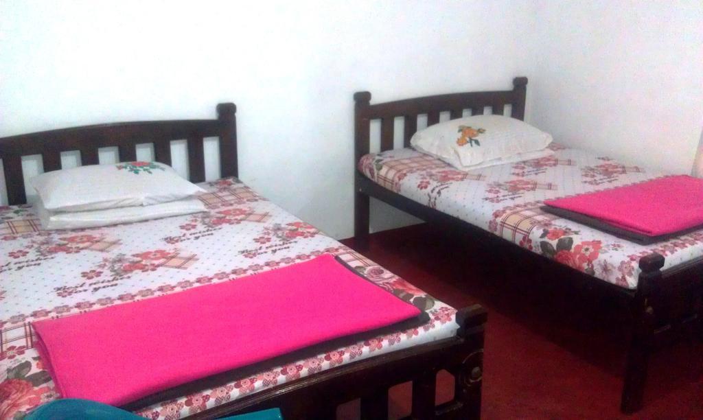 St. Andrews Hostel Nuwara Eliya Szoba fotó